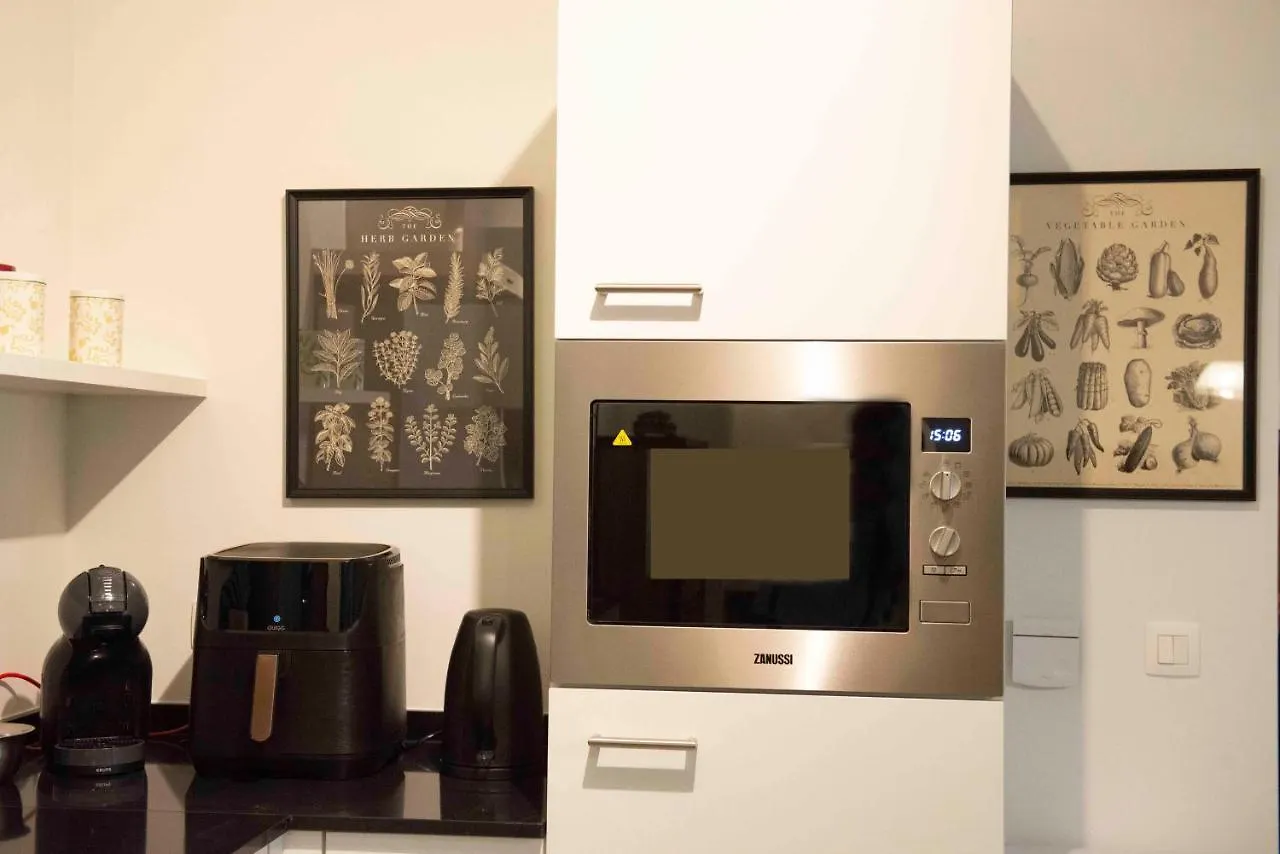 Cityantwerp Een Oase Van Rust Direct Achter De Meir Apartment