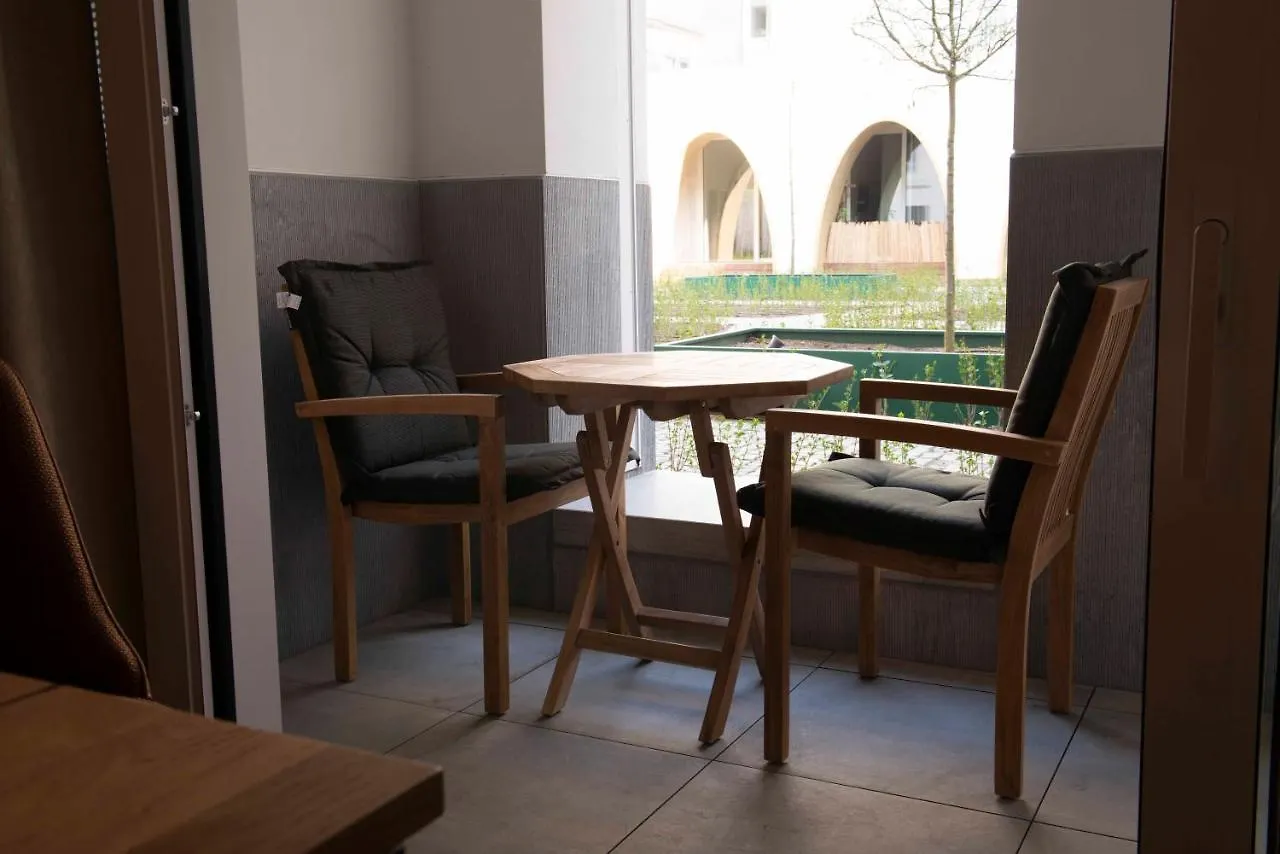 Cityantwerp Een Oase Van Rust Direct Achter De Meir Apartment Belgium